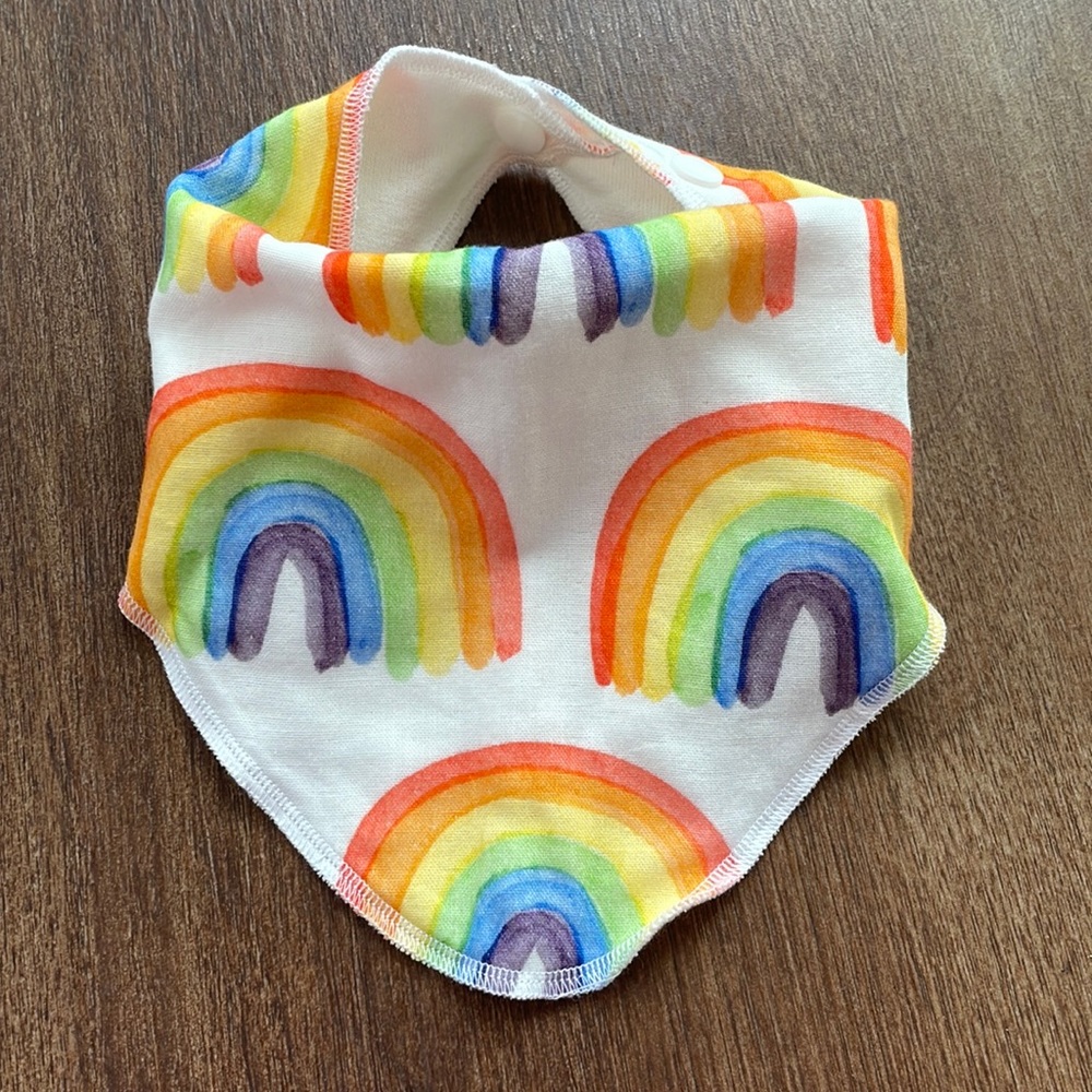 4/$15 NWOT Stina & Mae organic cotton bib